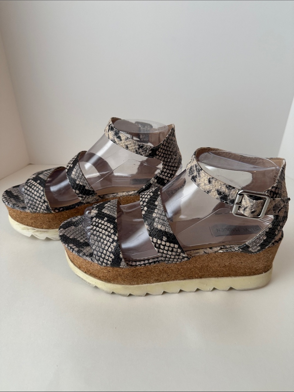 Steve Madden Kirsten Snakeskin Cork Platform Sandals Size 8 Ankle Strap Wedge